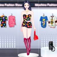 Игра Одевалка для девочек - новая коллекция Moschino Игра Одевалка для девочек - новая коллекция Moschino