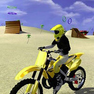 Игра Трюки на мотоцикле на пляже