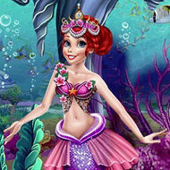 Игра Ариэль в образе принцессы и русалки