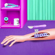 Игра Операция на руке Эльзы